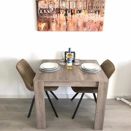 Stunning 1 Bed Apt Atlantic View With Air Con & Free Wifi